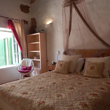 La Casa Caldera * Фемес