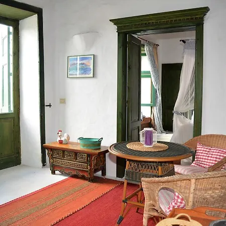 La Casa Caldera * Фемес