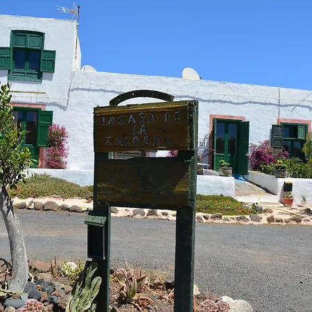 La Casa Caldera * Фемес